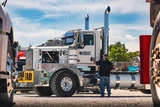How to Buy the Right Peterbilt 379 Radiator
