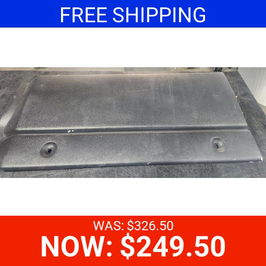 BLEMISHED: Kenworth T600 Aero Center Tank Skirt-Driver Side