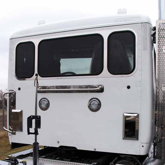 304 Stainless Steel Back Of Sleeper Vent Covers For Peterbilt 579