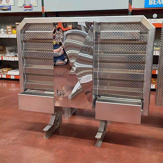 68 X 80 Cab Rack W/ Center Toolbox & Chrome Stainless Door, 2 Chain Racks & 2 Trays