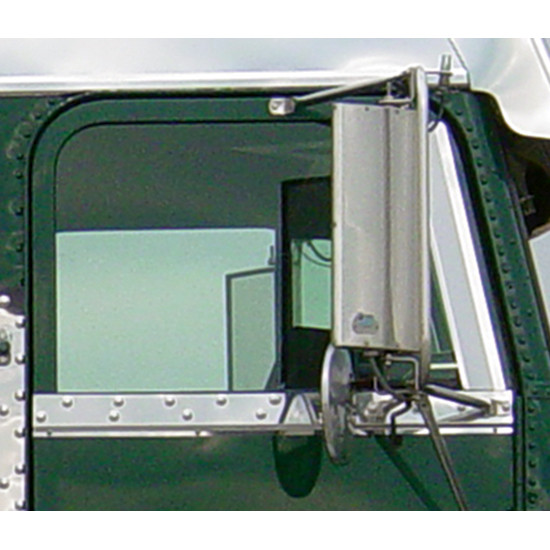 SS Under Window Trim For Freightliner