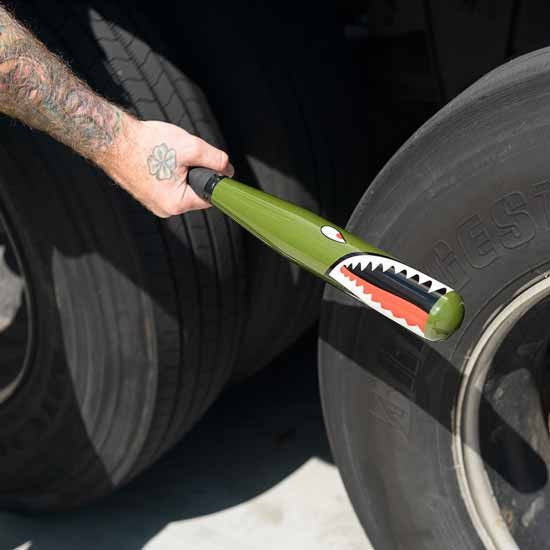 Aluminum Tire Checker Bat 17 Inch - Military Green P-40 Warhawk Shark Mouth
