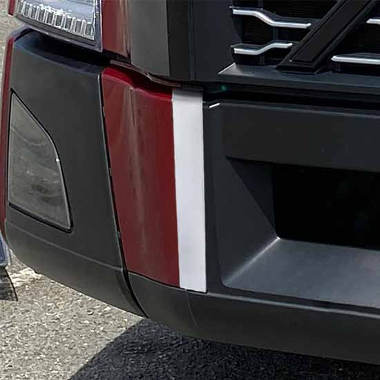 ABS Plastic Center Bumper Side Trim - Satin Silver - Passenger Side For Volvo VNL Gen III