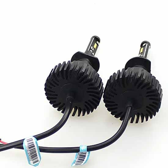 Haizer LED H1 Headlight Bulbs - High Beam For Freightliner Cascadia 113 & 125