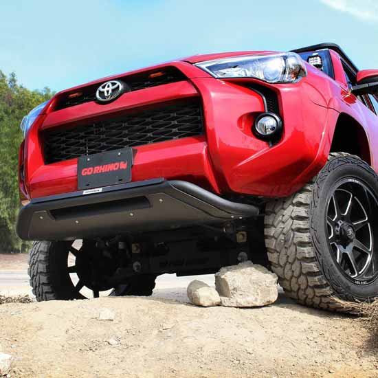 Go Rhino RC3 LR Skid Plate W/ LED Light Mount & Center Step For 2015 - 2019 Chevrolet Silverado 2500HD, 3500HD