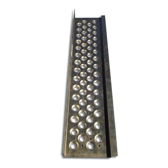 BESTfit 32 Inch Aluminum Upper Step Panel For Kenworth T800 & W900 Style Battery & Toolboxes