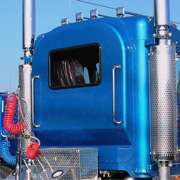 Peterbilt 375, 377, 378, 379, 386, 388, 389 Ultracab XL Fatback 6 Inch Day Cab Conversion Kit
