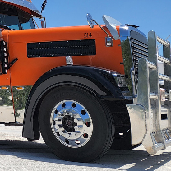 Freightliner Classic XL 132  Front Fenders Fiberglass