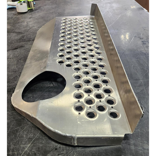 BLEMISHED: Aluminum Fairing Step Upper W/ Fuel Hole Driver Side For Kenworth T600 AeroCab