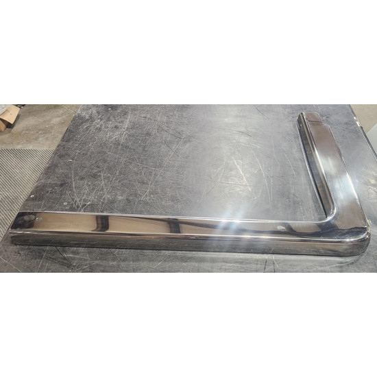 BLEMISHED: Grille Side Top Passenger Side For Western Star 4900FA And 4900SF 2003 - 2006