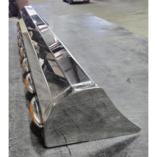 BLEMISHED: 1987 & Newer Peterbilt 379 60" Fuel Tank Fairing