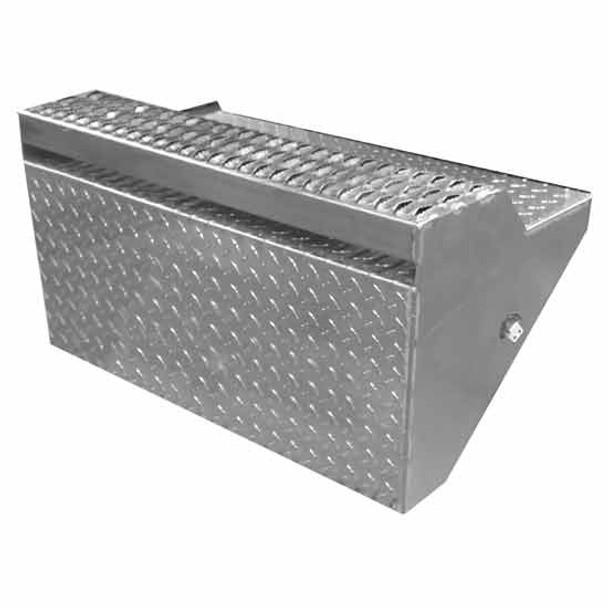 Peterbilt 359, 377, 378, 379 Diamond Plate Aluminum OE Style Battery Box Replacement Lid With Old Style Grip Step by CSM Peterbilt 359, 377, 378, 379 Diamond Plate Aluminum OE Style Battery Box Replacement Lid With Old Style Grip Step by CSM