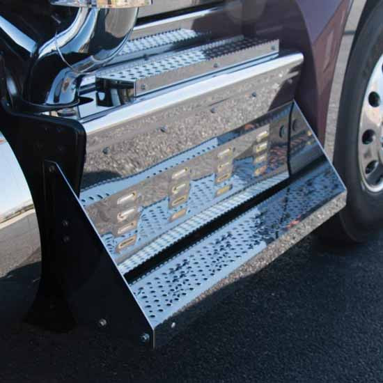 41.125 Inch Stainless Steel DPF Cover With Upper Step Passenger Side For Kenworth T680 & T880