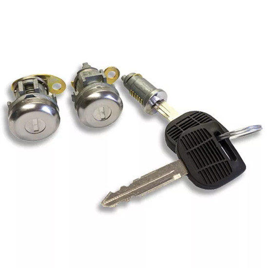 Ignition & Two Door Lock Set For Freightliner M2