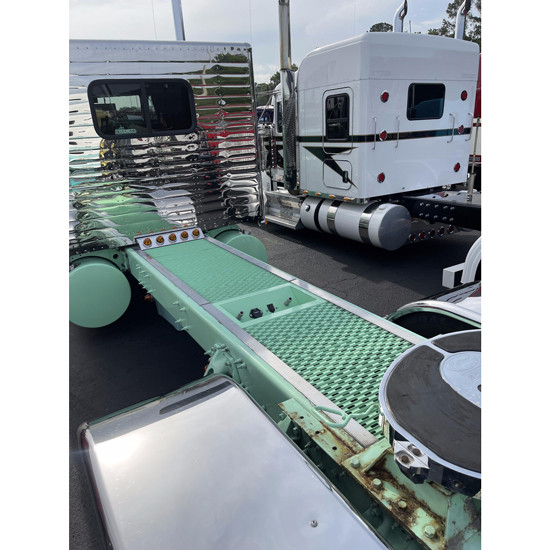 Iowa Customs Merritt Dyna Deck In-Frame Deck Plate W/ Recessed Airline Box, 30 1/4 Wide Inch X 65 1/4 Inch Long