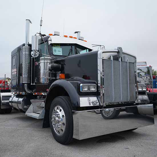 SS Lower Grille / Radiator Wide Trim By CSM For Kenworth W900L