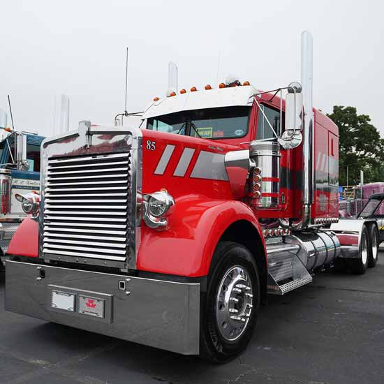 Jones Performance Fiberglass Hood W/ 70.75 Inch Centerline & Fenders For Kenworth W900L Replaces K146-1135, K146-1138, L29-1007