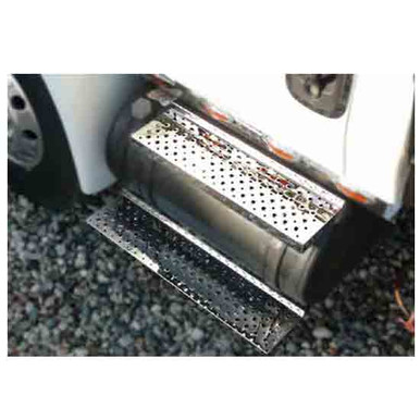 Turnpike Truck Trim 32 Inch Stainless Steel Lower Fuel Tank Step W