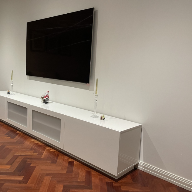 Floor  TV  Cabinets