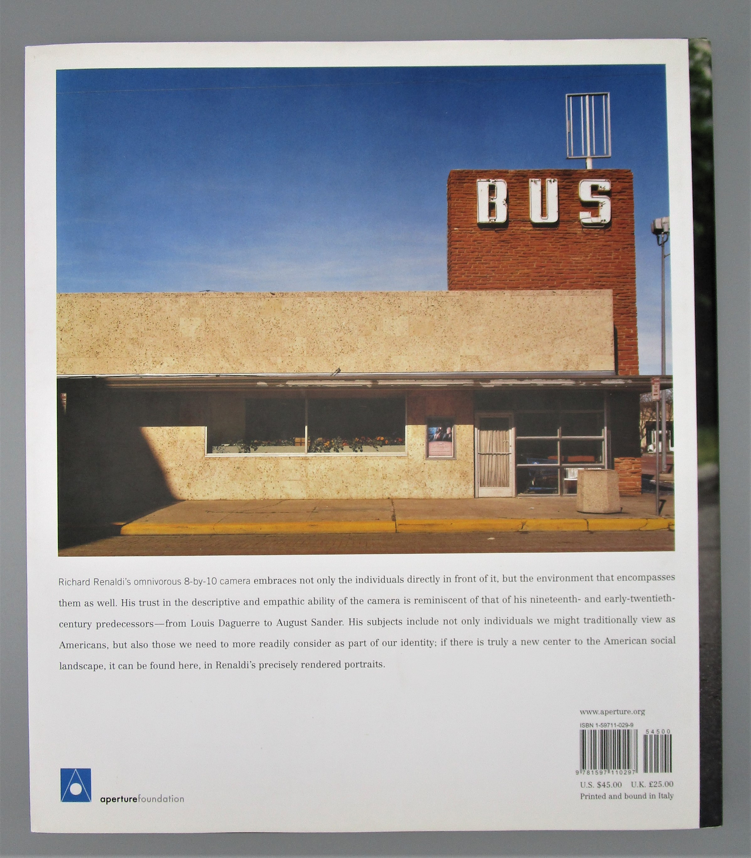 Richard Renaldi: Figure and Ground | Panoply Books