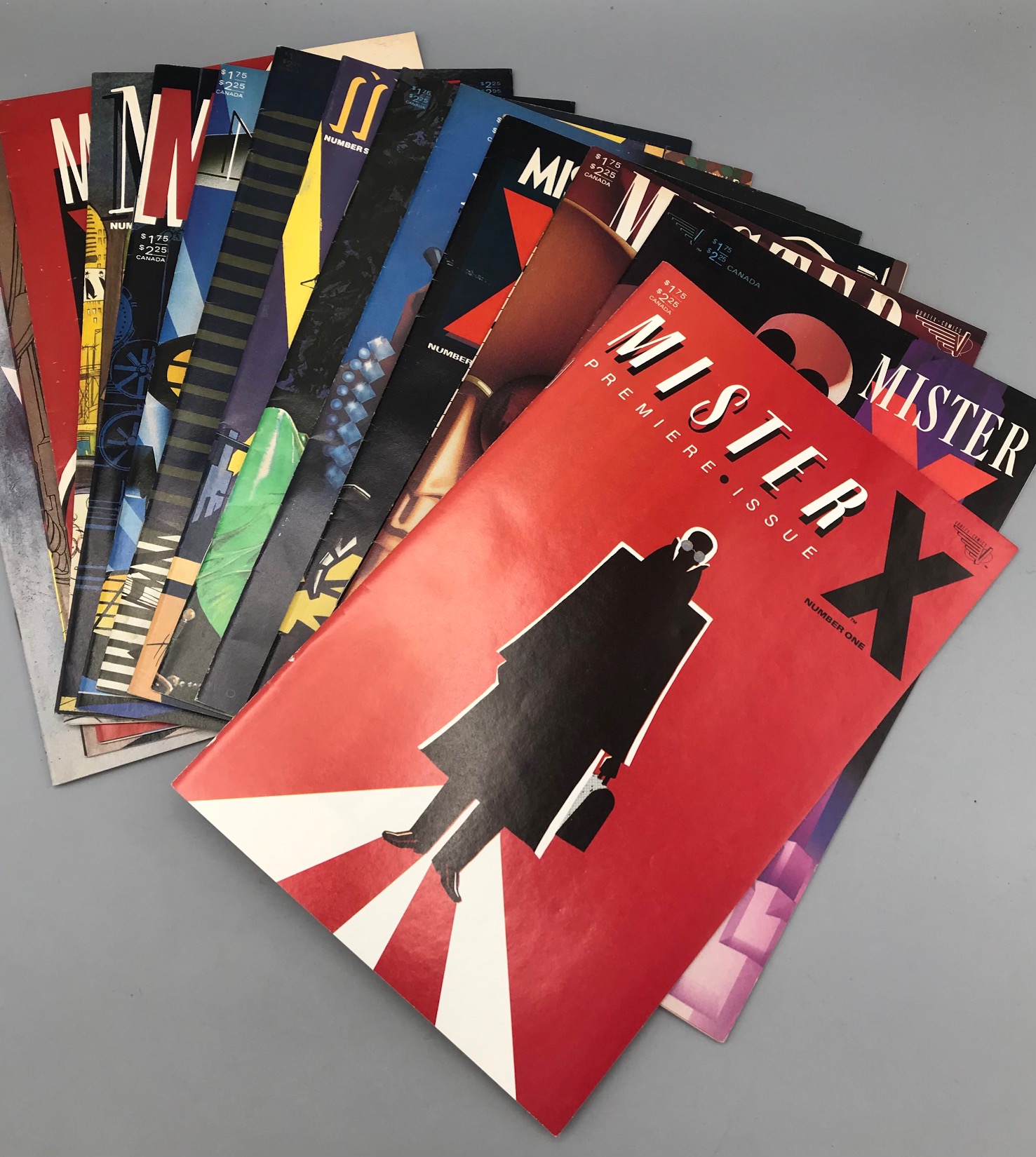 MISTER X, by Jaime and Gilbert Hernandez - 1984 [Complete 1st
