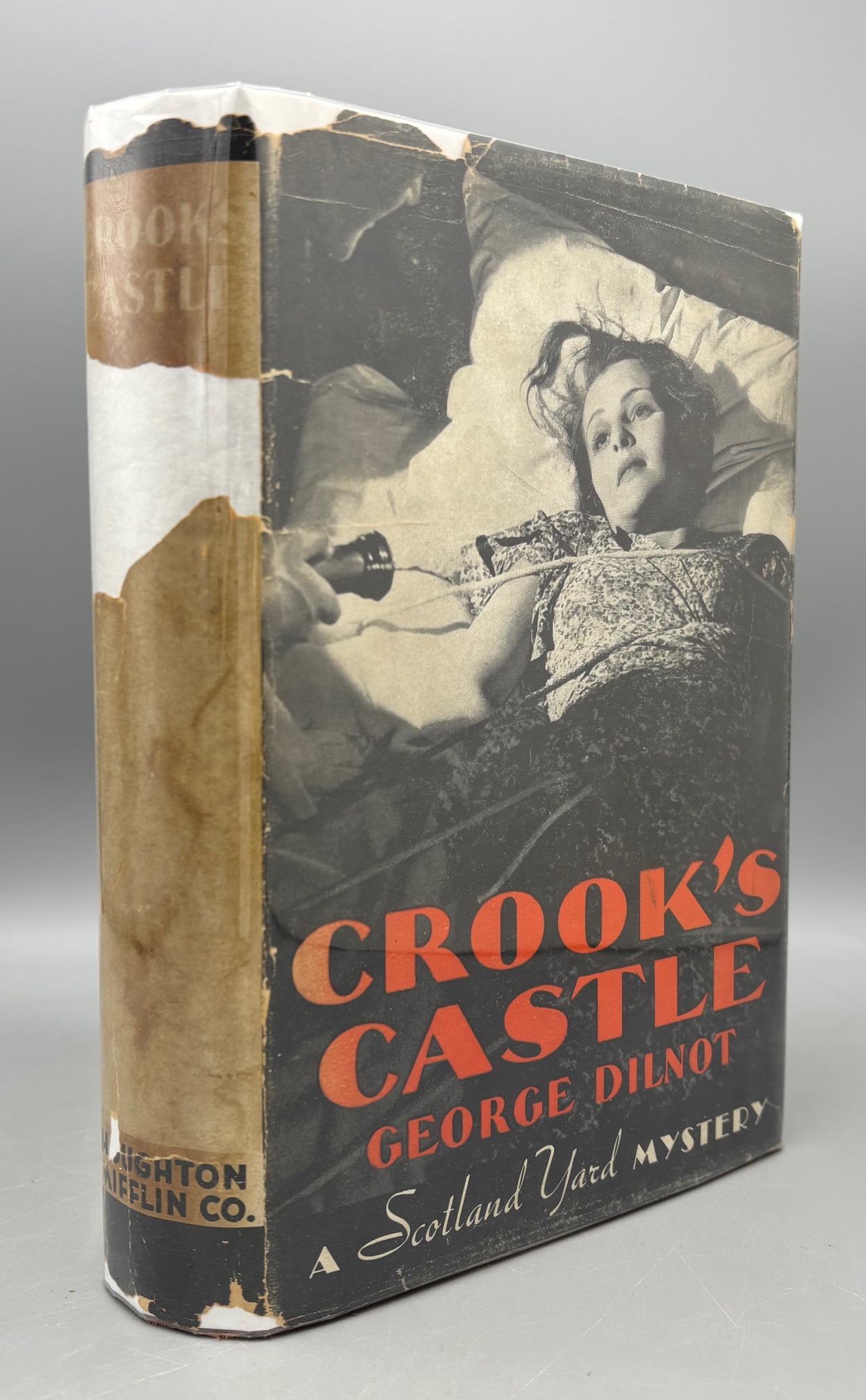 CROOK'S CASTLE, by George Dilnot - 1934 [1st American Ed./DJ]