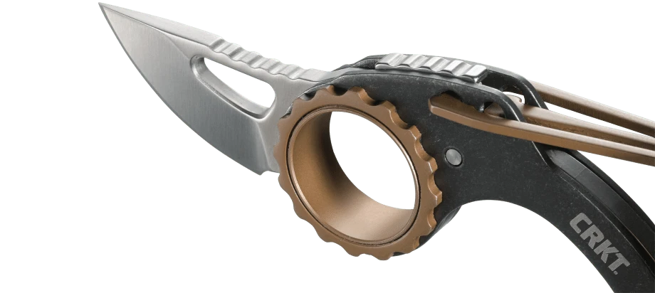Compano™ Carabiner angled feature highlight