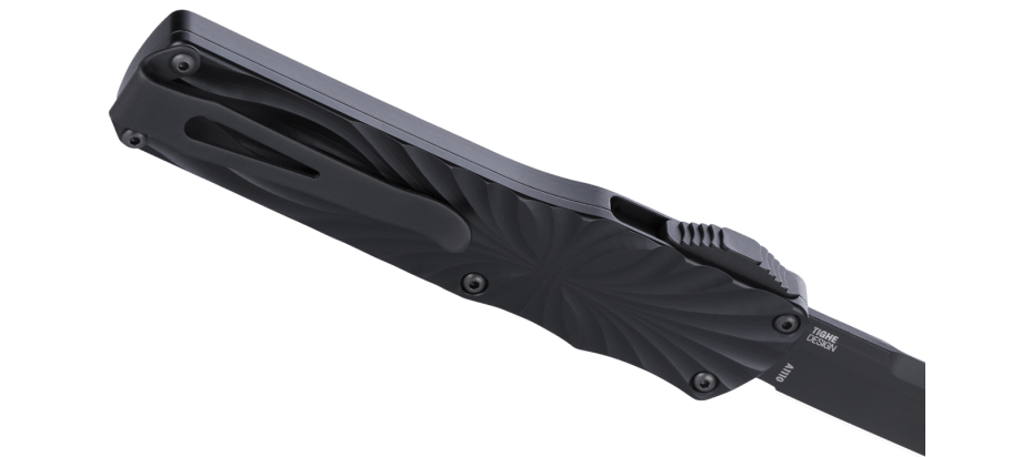 Twist Tighe™ Compact Automatic angled feature highlight