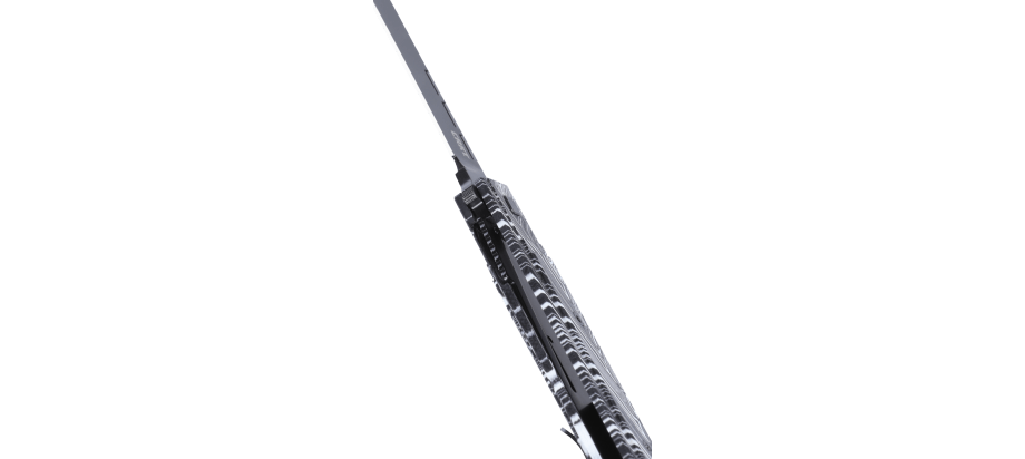 Zephyr Liner Lock angled feature highlight