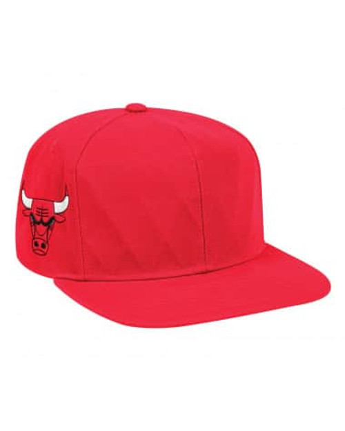 GEOMETRIC FRONT CHICAGO BULLS SNAPBACK