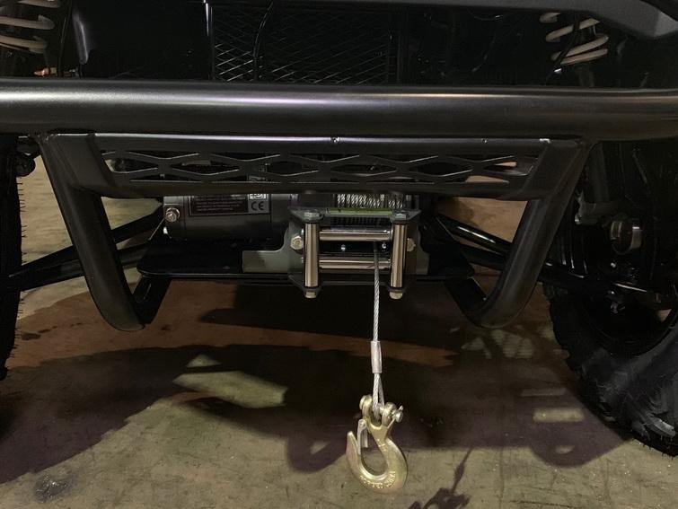 Trailmaster Taurus 200U Utility SXS UTV, front view of the vehicle's bumper and hook attachment.