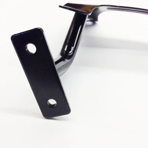 TrailMaster Go Kart 300 XRX & 300 XRS Front Right Fender Bracket, black metal front right fender mounting bracket for go-kart.
