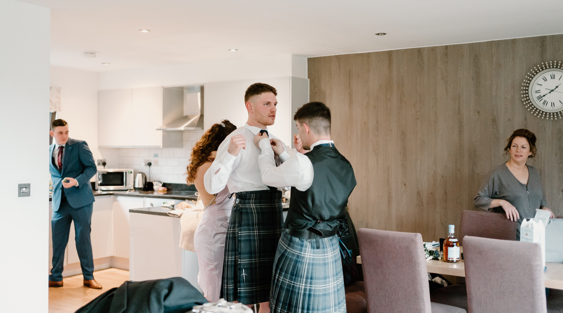 Comment mettre en valeur le jeu de style de nos épingles à kilt made in USA ?