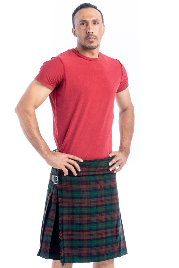 Brown Watch Bespoke Kilt in green and burgundy tartan, three-quarter view