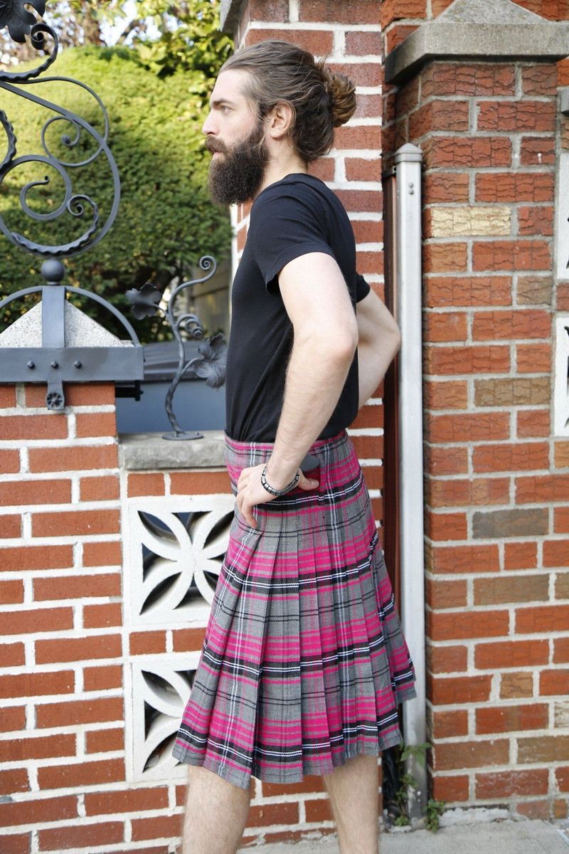 Ailsa Pink Bespoke Kilt, side view showing the pleats