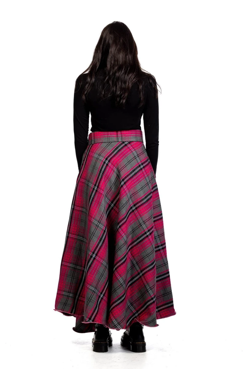 Women Plaid long skirt - back view