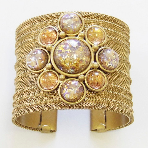 SARAH CAVENDER RIBBED MESH CUFF WITH ROUND STONES IN CIRCLE PATTERN