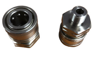 Quick Connect 3/8" F Coupler S/S 4050 PSI - 1/4" Npt Male