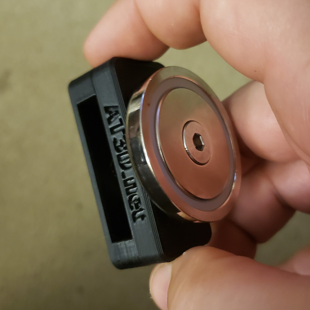 Custodia Magnetica Per Riviste Da Competizione USPSA - 6 Caricatori - Made In USA