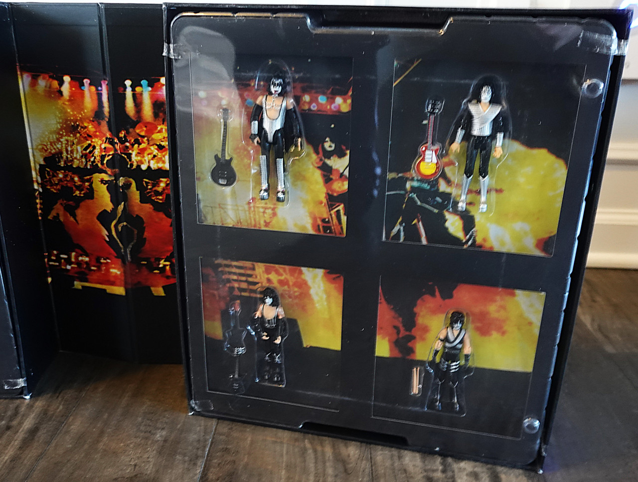 KISS Alive II Stage 1:20 Scale Action Figures Deluxe Box Set #1