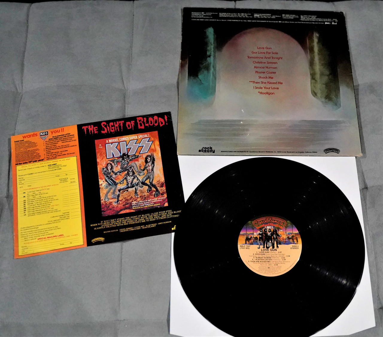 Love Gun LP NBLP 7057 with Merch Insert