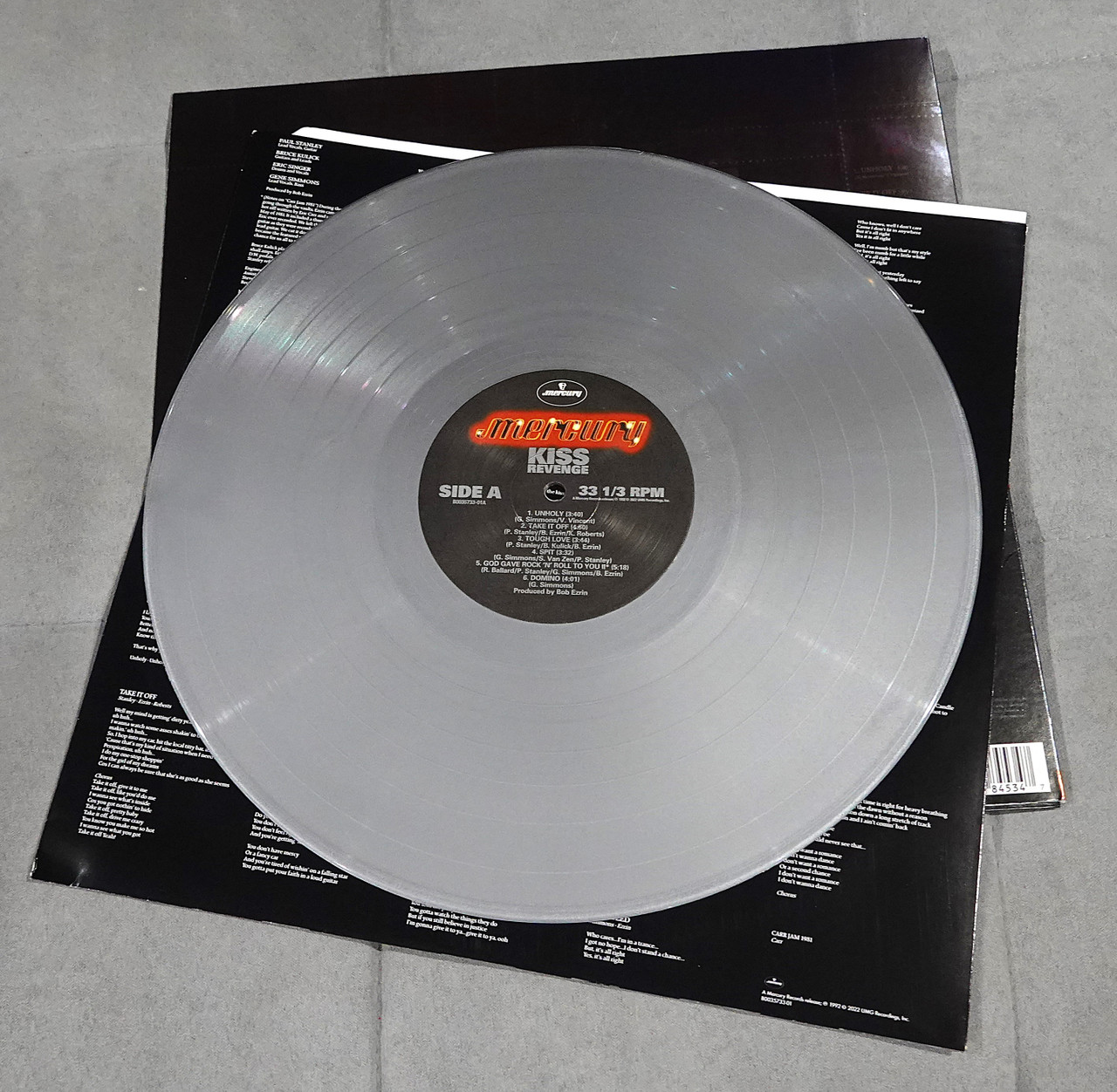 ★直筆サイン　LPレコード Kiss／Revenge 輸入盤・B. Kulick ☆直筆サイン LPレコード Kiss／Revenge 輸入盤・B. Kulick - メルカリ