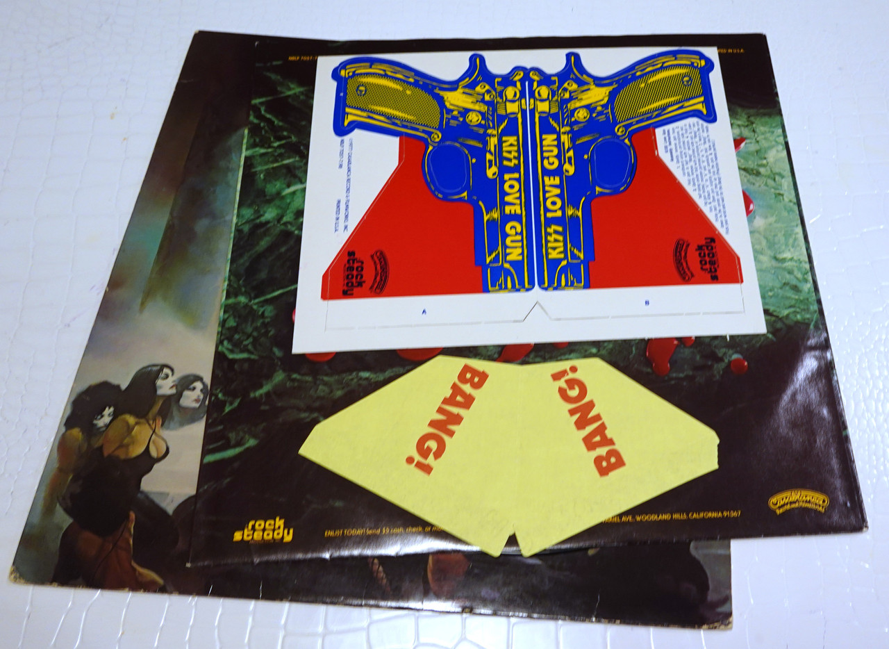 KISS Love Gun LP NBLP 7057 with Merch Insert and Love Gun Pittman