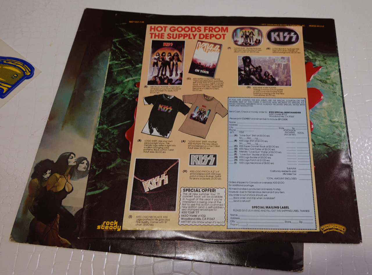 KISS Love Gun LP NBLP 7057 with Merch Insert and Love Gun Pittman
