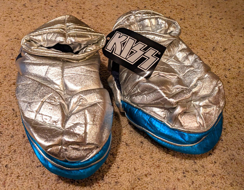 Ace Frehley KISS House Slippers Dynasty from Spencer Gifts