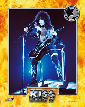 Photo KISS 1978 Paul Stanley On Riser 16 x 20