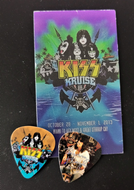 KISS Kruise III Unplugged Photo Guitar Pick Tommy Thayer