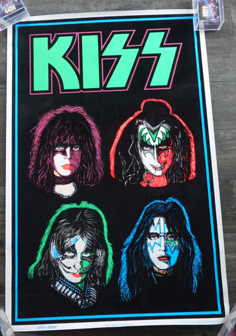 Solo Faces Blacklight Poster 1642 Scorpio