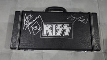 Kiss Box 地獄のギターケース Super Duper Edition KISS - The Box Set - Guitar Case Unboxing - YouTube