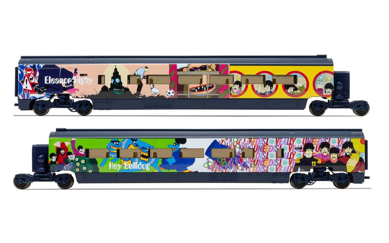 Hornby R1253 The Beatles Yellow Submarine Eurostar Train Set OO Scale